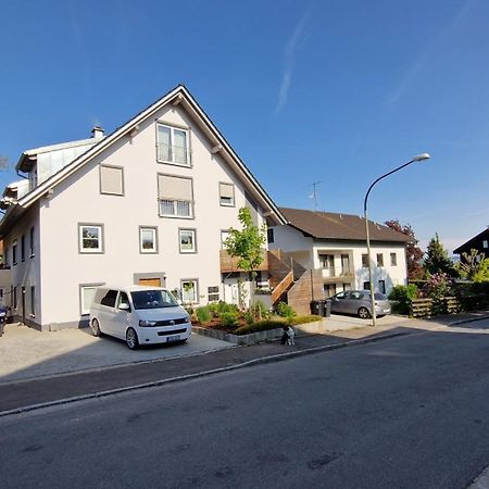 Appartment-Ferienwohnung Mit Kueche, Bad, Kostenlos Wlan, Modern Eingerichtet Родінг Екстер'єр фото