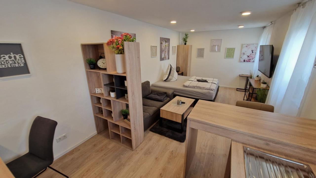 Appartment-Ferienwohnung Mit Kueche, Bad, Kostenlos Wlan, Modern Eingerichtet Родінг Екстер'єр фото